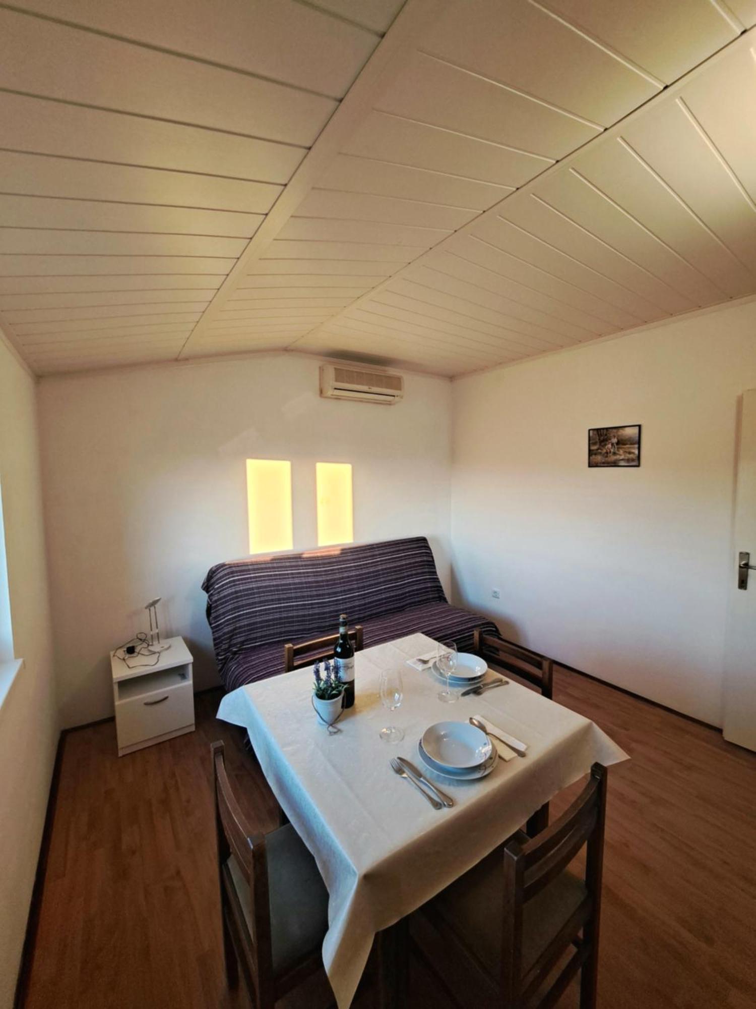 Apartments Maruna Maslenica Exterior photo